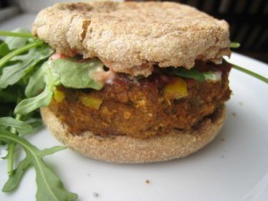 chipotle chickpea burgers