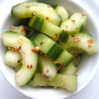 Quick & Fresh Cucumber Pickles