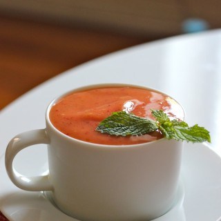 Strawberry Mango Smoothie with Mint